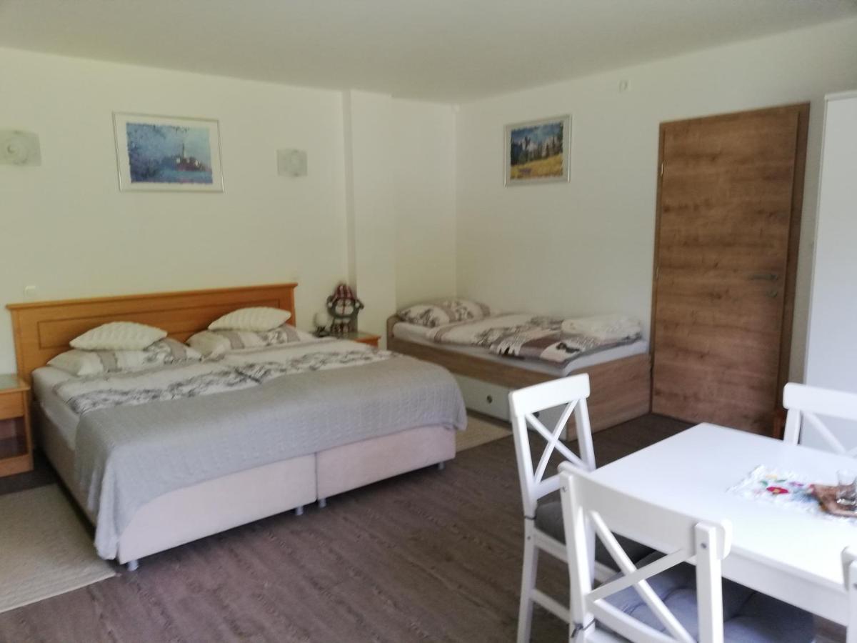 Apartamento Pr'Cajhn Radovljica Exterior foto