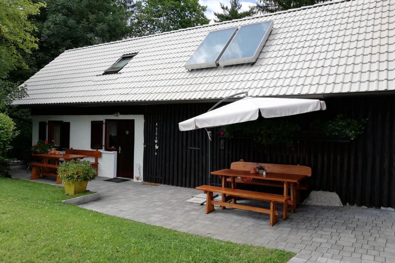 Apartamento Pr'Cajhn Radovljica Exterior foto