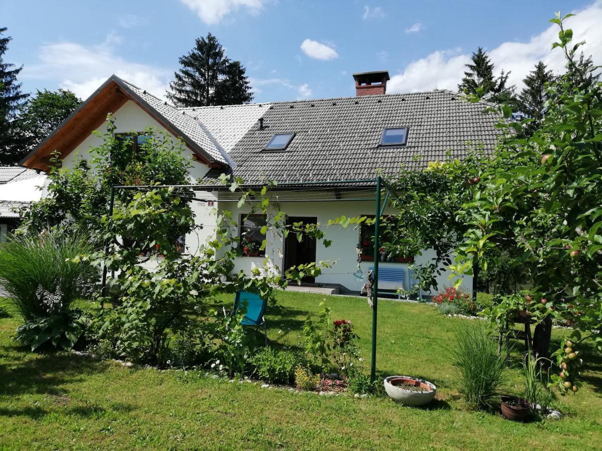 Apartamento Pr'Cajhn Radovljica Exterior foto