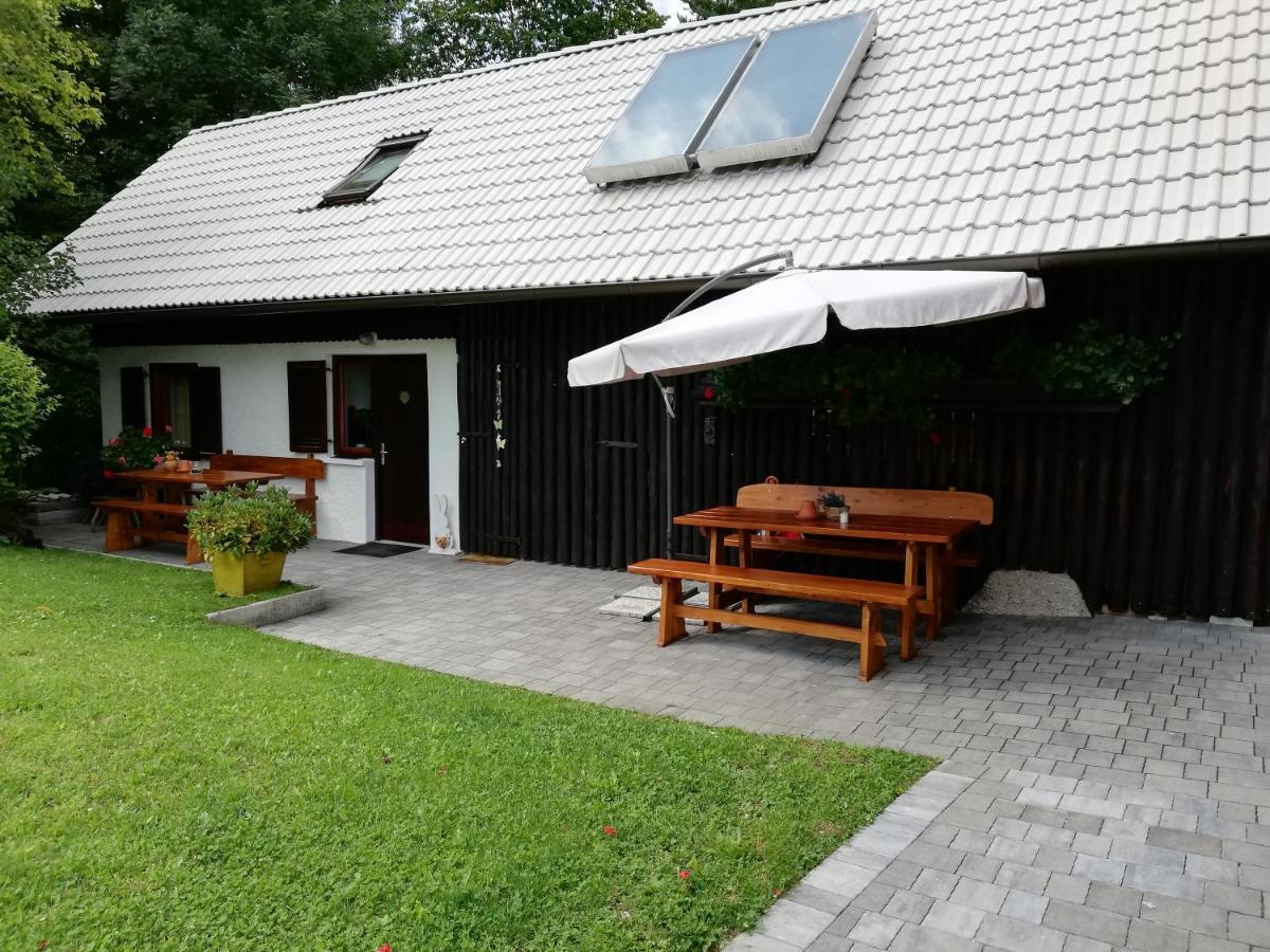 Apartamento Pr'Cajhn Radovljica Exterior foto